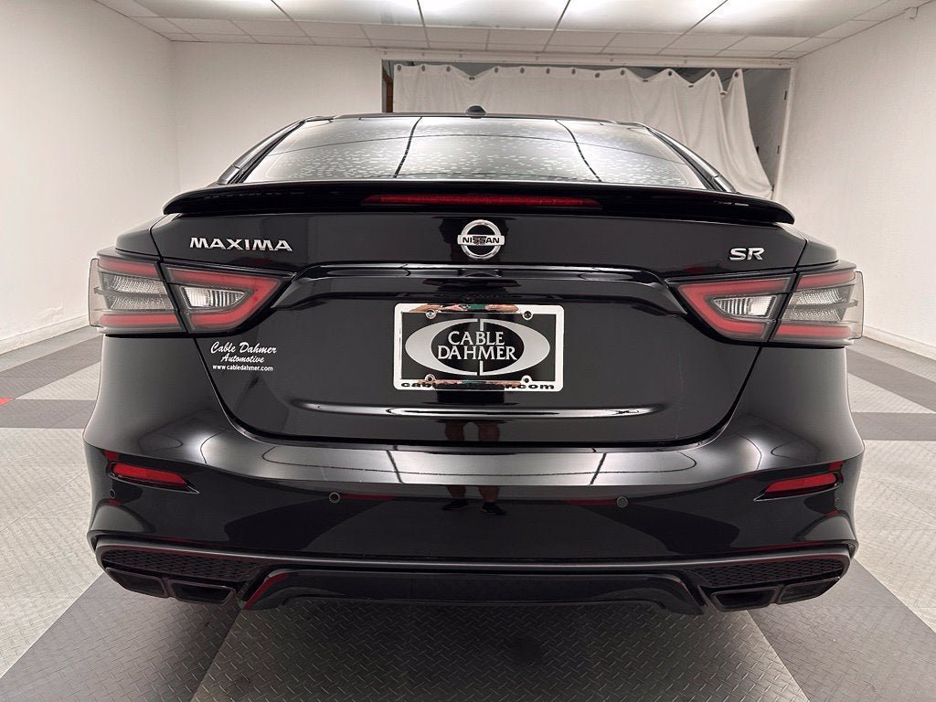 Used 2021 Nissan Maxima SR w/ Sport Mat Group FWD image 5