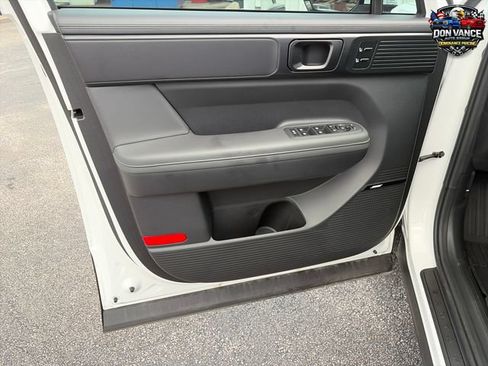 Used 2025 Hyundai Santa Fe Calligraphy AWD/4WD image 10