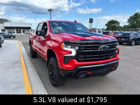 Used 2024 Chevrolet Silverado 1500 LT Trail Boss w/ LT Trail Boss Premium Package AWD/4WD image 4