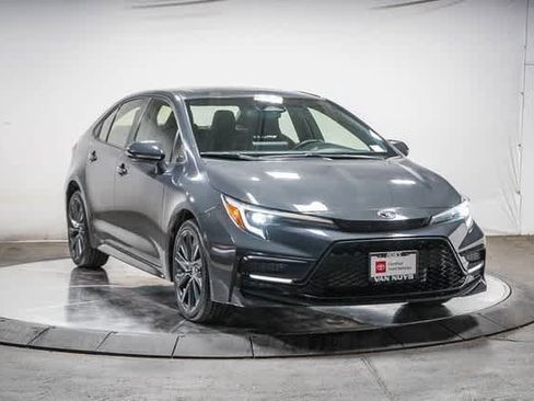 Certified 2024 Toyota Corolla SE image 5