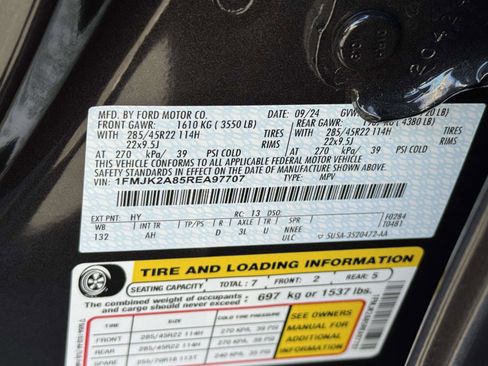 Used 2024 Ford Expedition Max Limited image 18