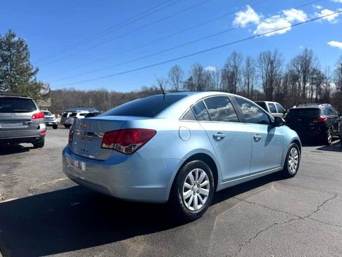 Used 2011 Chevrolet Cruze LS w/ Connectivity Package image 5