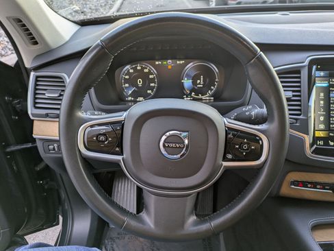 Certified 2022 Volvo XC90 T8 Inscription Expression image 16
