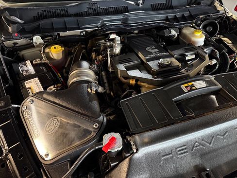 Used 2012 RAM 3500 ST w/ Chrome Appearance Group image 21