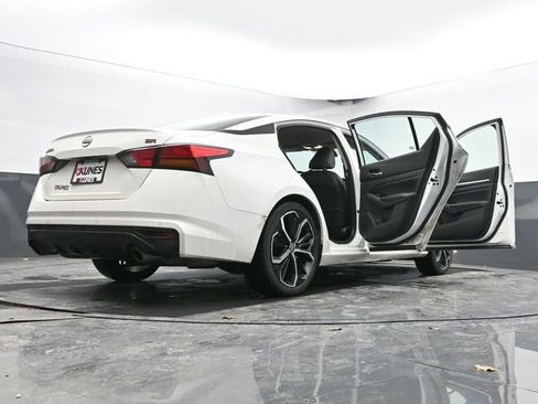 Used 2024 Nissan Altima 2.5 SR image 72