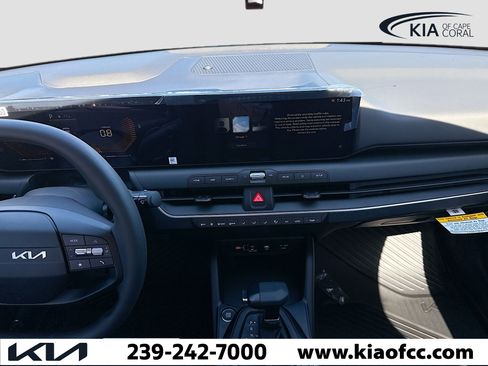 New 2026 Kia K4 LXS image 17
