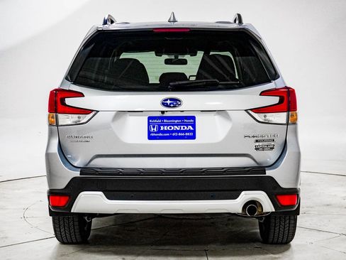 Used 2019 Subaru Forester Touring image 6