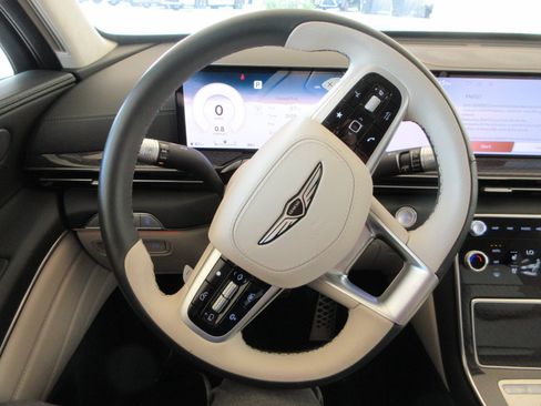 Used 2026 Genesis GV80 3.5T e-SC AWD/4WD image 38