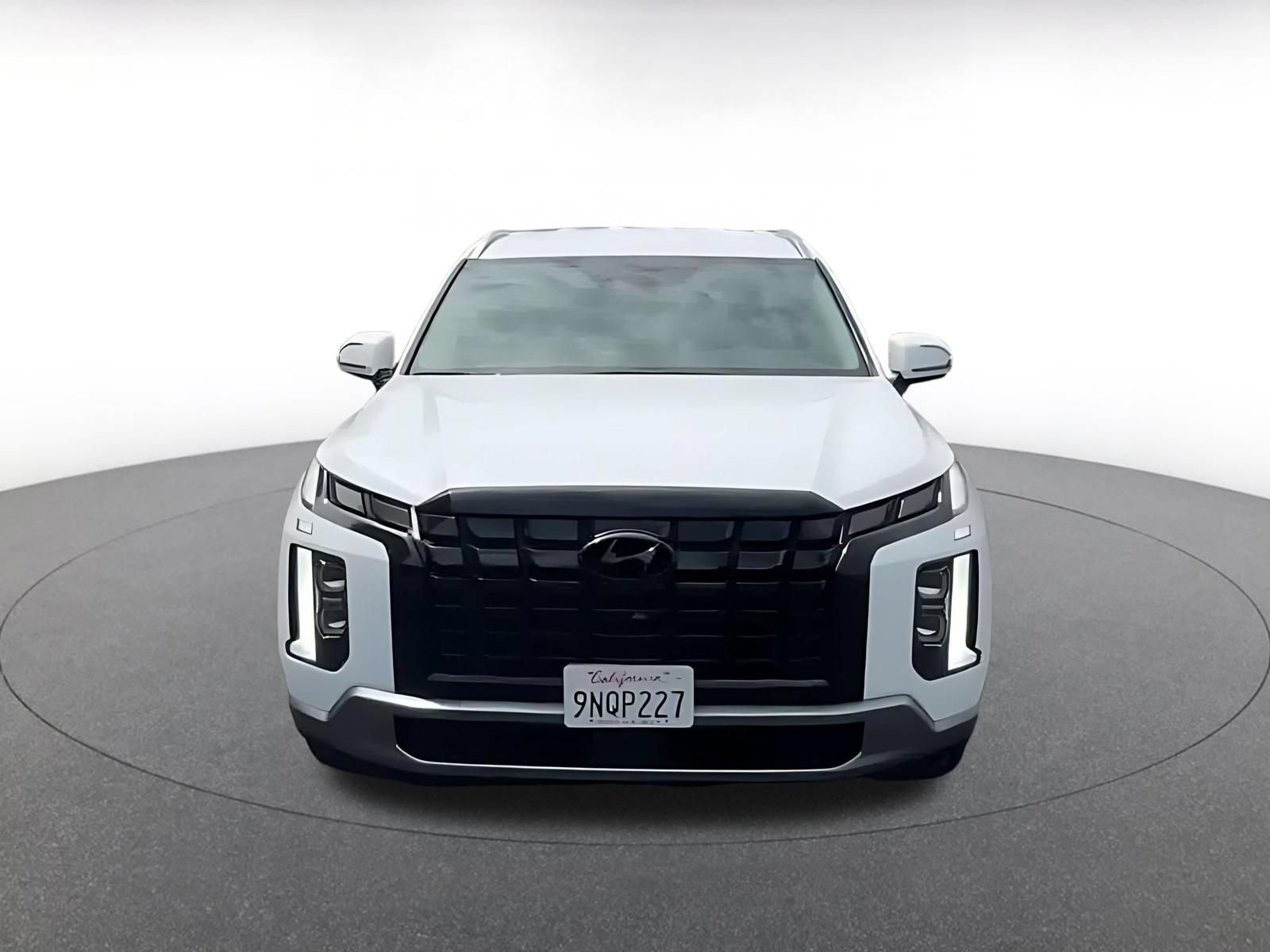 Used 2025 Hyundai Palisade SEL FWD image 4