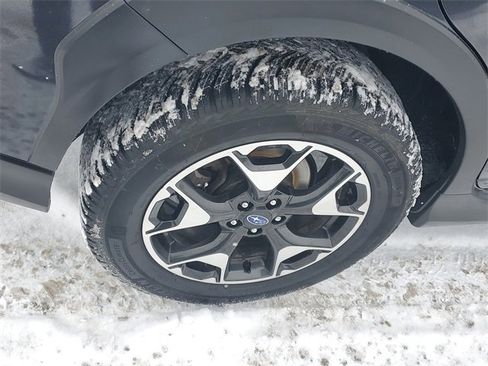 Used 2019 Subaru Crosstrek 2.0i Premium w/ Eyesight System image 5