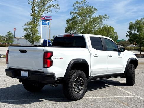 Used 2026 Chevrolet Colorado ZR2 image 23