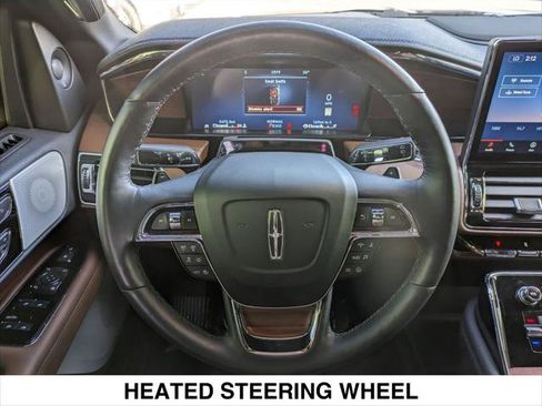 Used 2024 Lincoln Navigator Reserve image 14