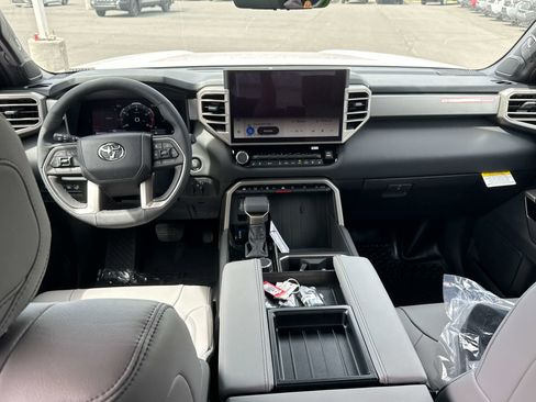 New 2026 Toyota Tundra Limited AWD/4WD image 11