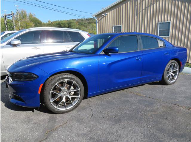 Used 2022 Dodge Charger SXT w/ Plus Group RWD image 1