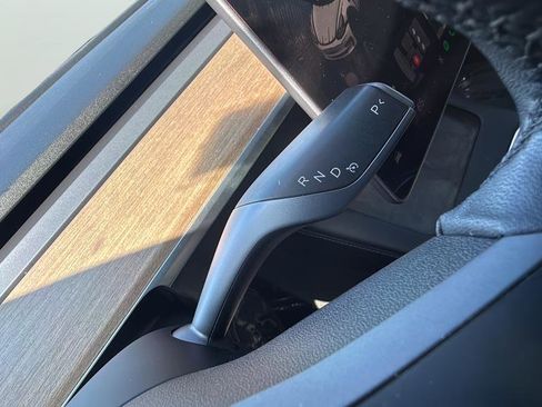 Used 2021 Tesla Model 3 Performance AWD/4WD image 17