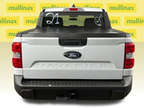 New 2025 Ford Maverick XLT w/ Equipment Group 302A image 28