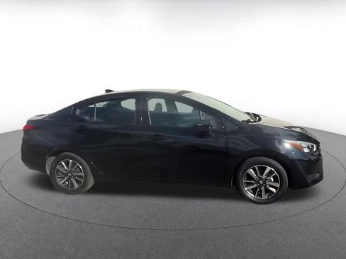 Used 2025 Nissan Versa SV FWD image 16