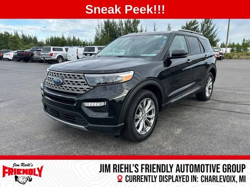 Used 2022 Ford Explorer Limited w/ Equipment Group 301A AWD/4WD image 1