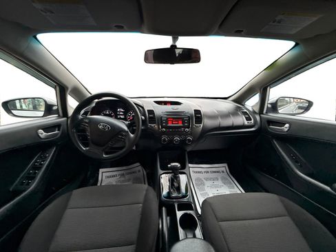 Used 2018 Kia Forte LX image 21