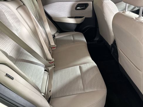 Used 2023 Nissan Rogue SV image 24