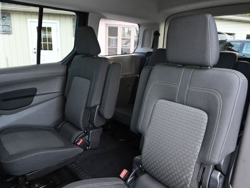 Used 2020 Ford Transit Connect XLT FWD image 19