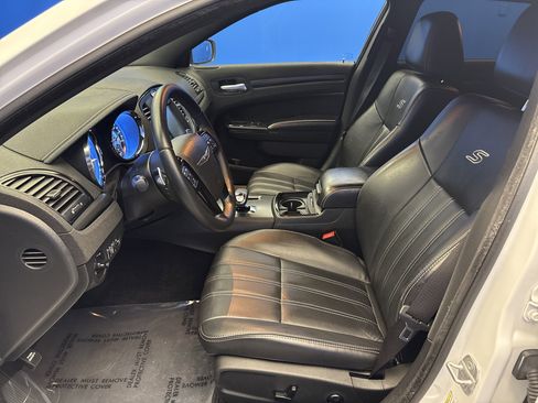 Used 2014 Chrysler 300 S w/ Light Group RWD image 12