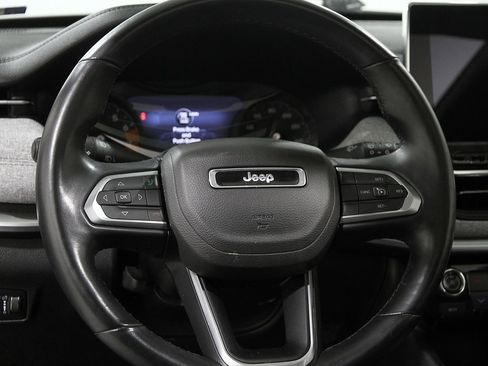 Used 2022 Jeep Compass Latitude w/ Sun and Sound Group image 7