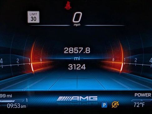 Used 2025 Mercedes-Benz GLA 35 AMG 4MATIC image 11