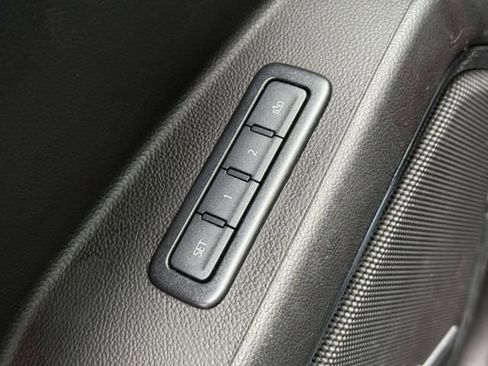 Used 2020 Chevrolet Tahoe LT image 22