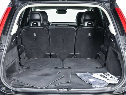Certified 2025 Volvo XC90 B5 Core AWD/4WD image 32
