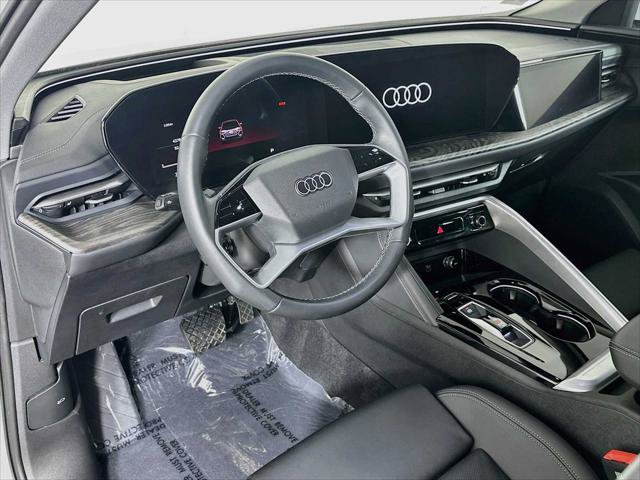 Certified 2025 Audi Q5 Prestige AWD/4WD image 9