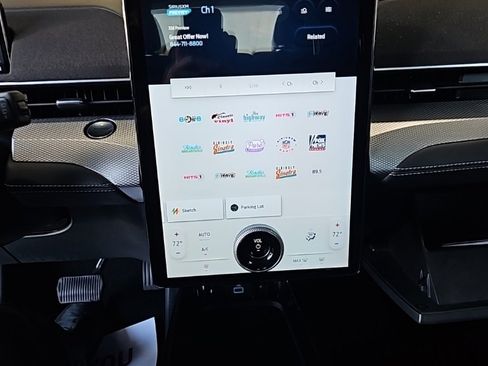 Used 2022 Ford Mustang Mach-E Select image 27