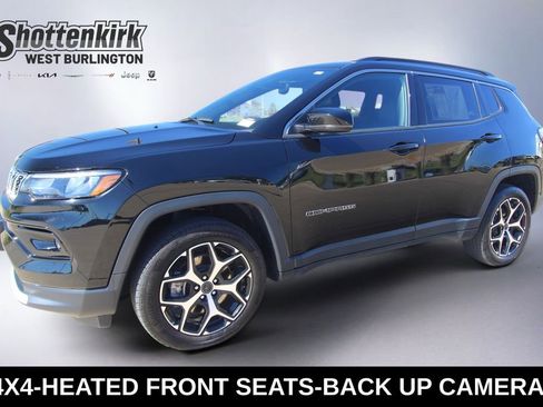 Used 2025 Jeep Compass Limited AWD/4WD image 1