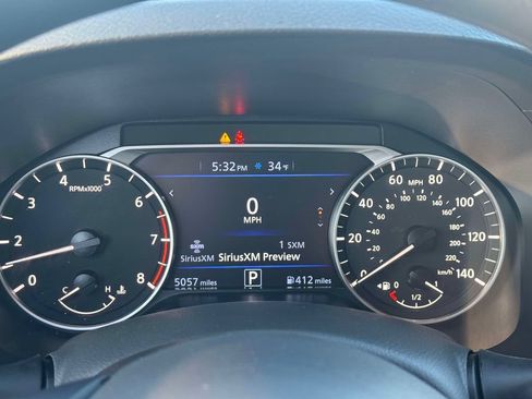 Used 2025 Nissan Altima 2.5 SV FWD image 24