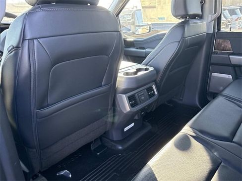 New 2026 Ford F250 Lariat w/ Black Appearance Package image 17