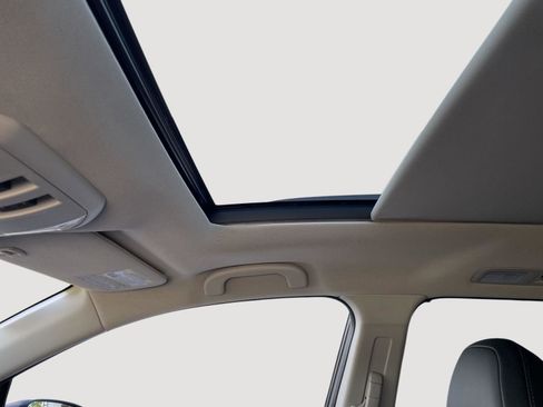 Certified 2024 Subaru Ascent Touring AWD/4WD image 6