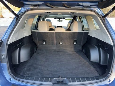Used 2022 Subaru Forester Premium image 25