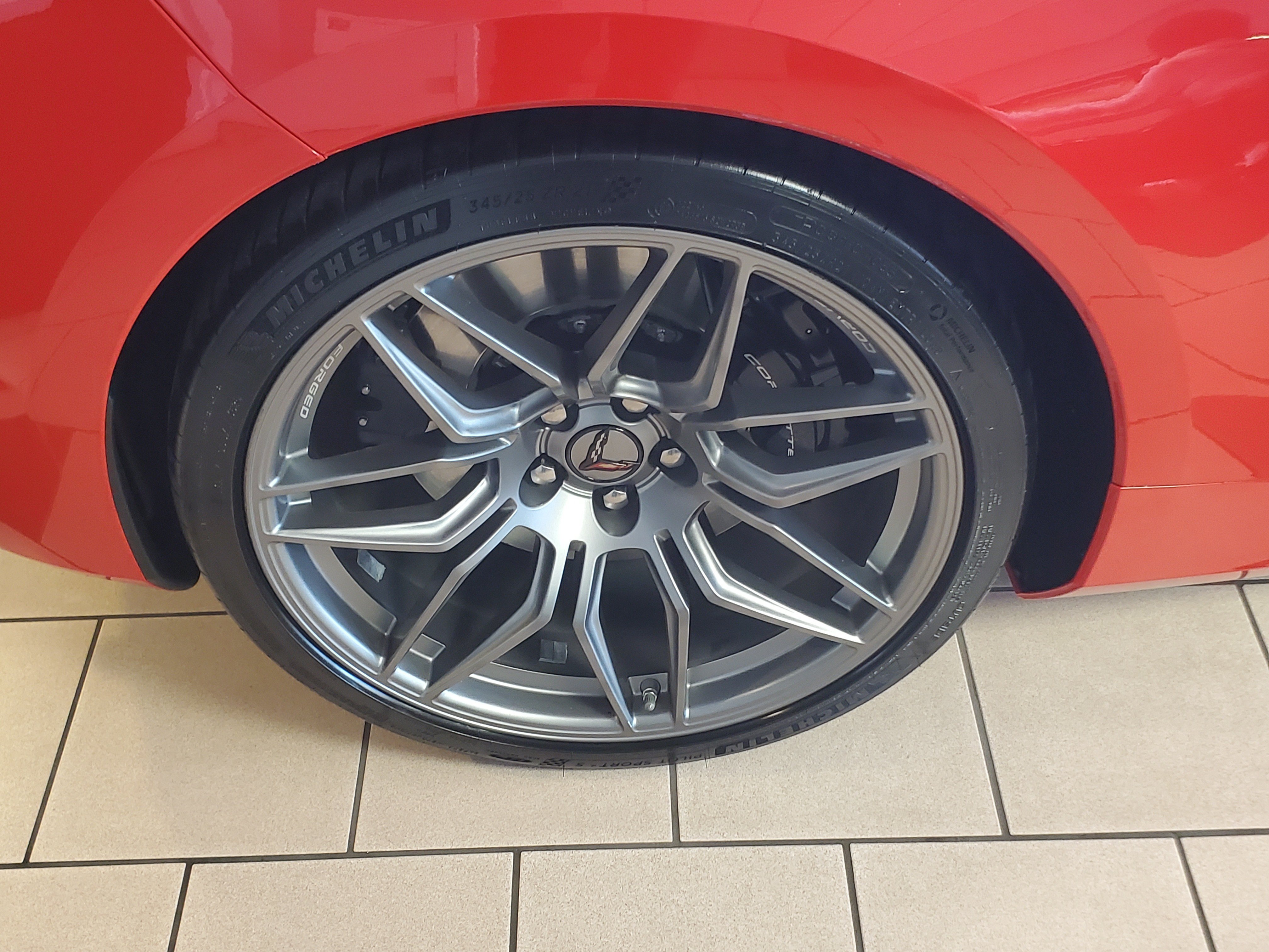 Used 2025 Chevrolet Corvette Z06 RWD image 7