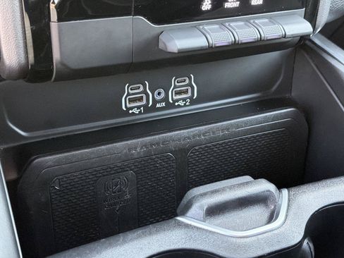 Used 2025 RAM 1500 Big Horn AWD/4WD image 29