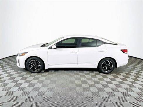 New 2025 Nissan Sentra SV image 4