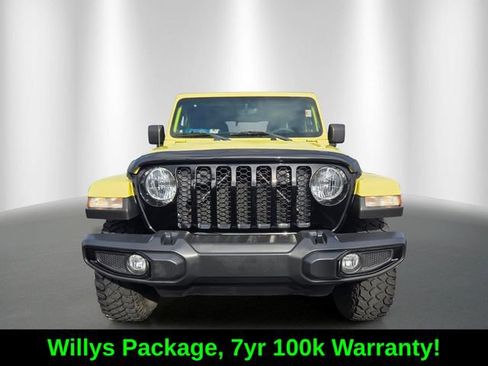 Used 2023 Jeep Gladiator Sport AWD/4WD image 2