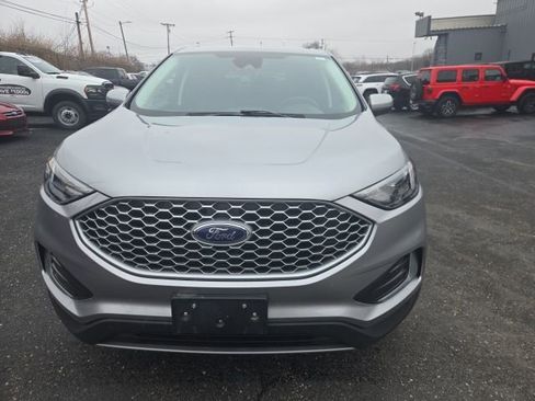 Used 2024 Ford Edge SEL image 9