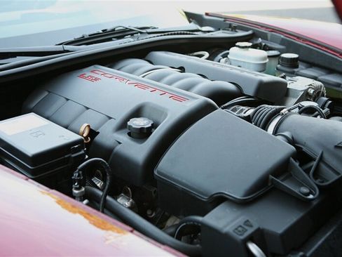 Used 2012 Chevrolet Corvette Grand Sport w/ 2LT Preferred Equipment Group RWD image 14
