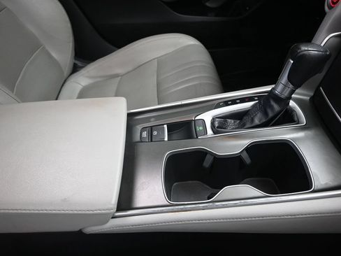 Used 2020 Honda Accord EX-L image 27