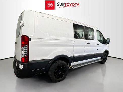 Used 2017 Ford Transit 250 130 Low Roof w/ Exterior Upgrade Package image 4