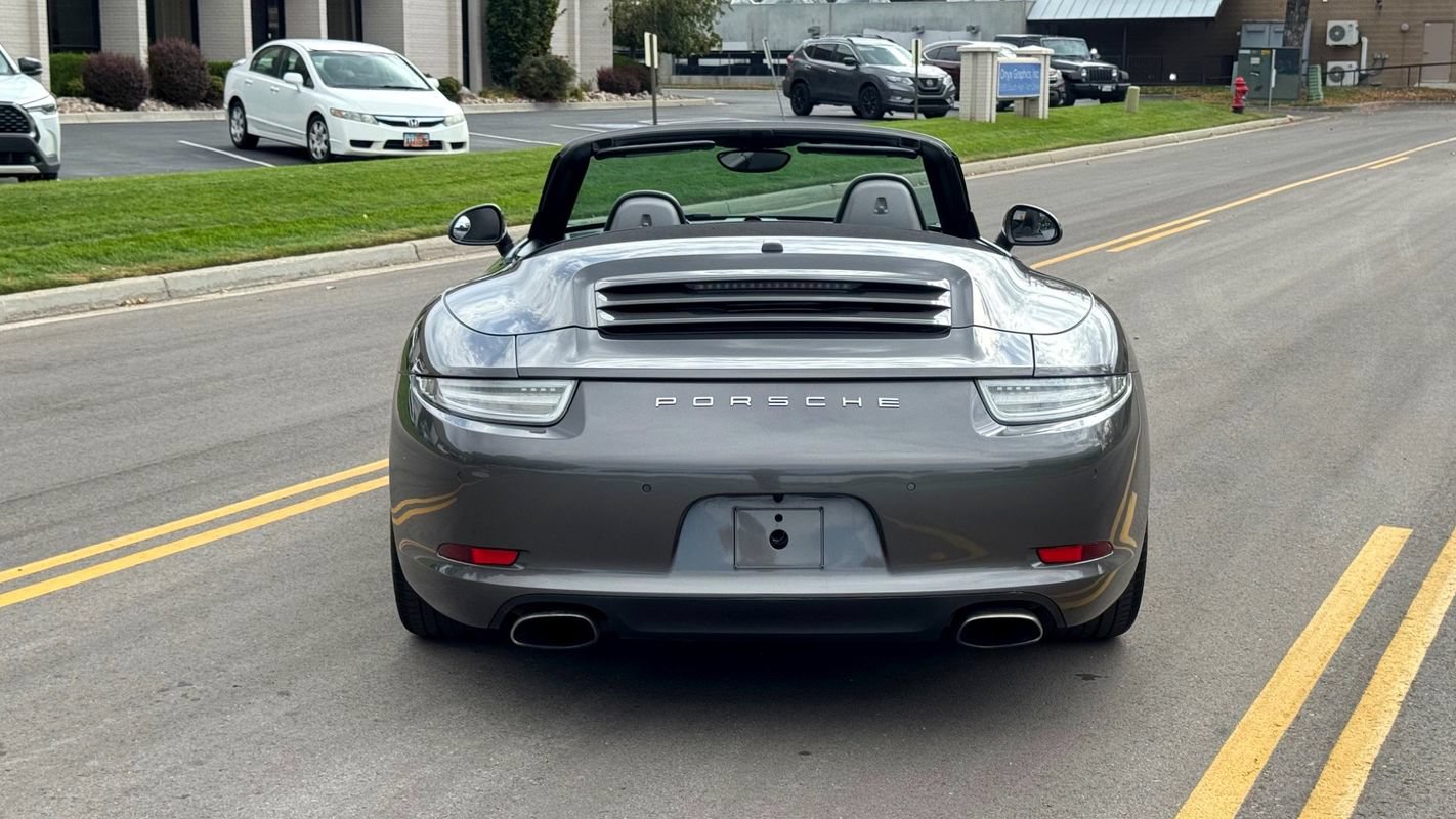 Used 2016 Porsche 911 Carrera RWD image 12