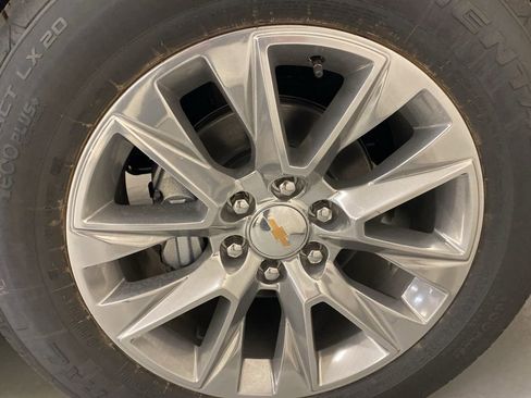 New 2025 Chevrolet Tahoe Premier image 24