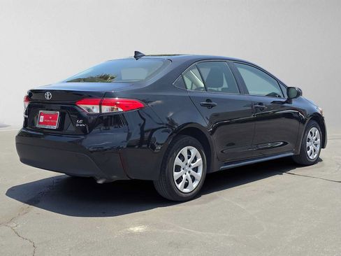 Used 2026 Toyota Corolla LE FWD image 3