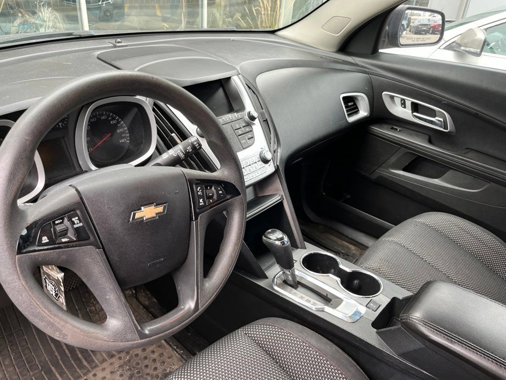 Used 2016 Chevrolet Equinox LS AWD/4WD image 4