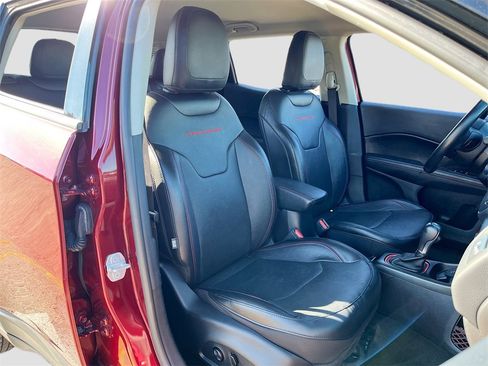 Certified 2021 Jeep Compass Trailhawk image 27